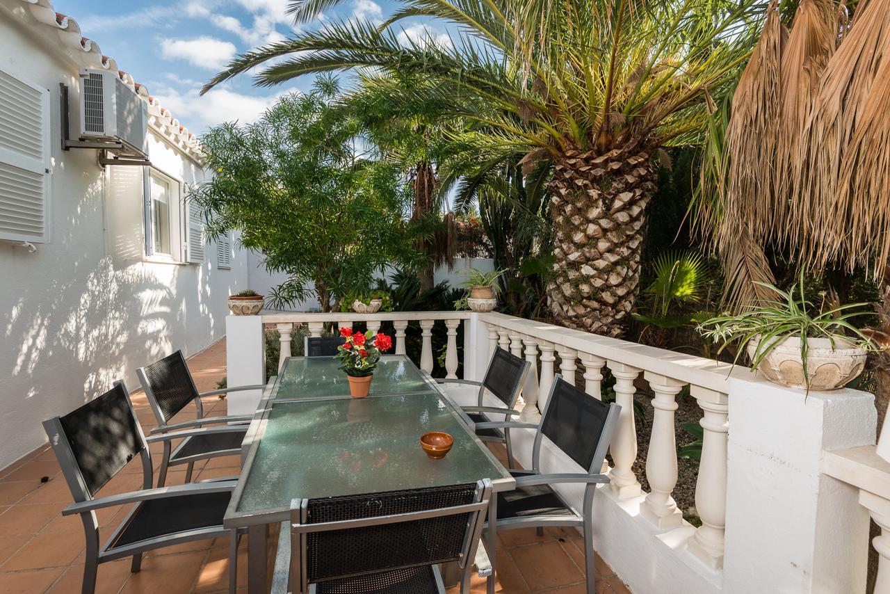 Villa Palmera Cala En Porter  Exterior photo